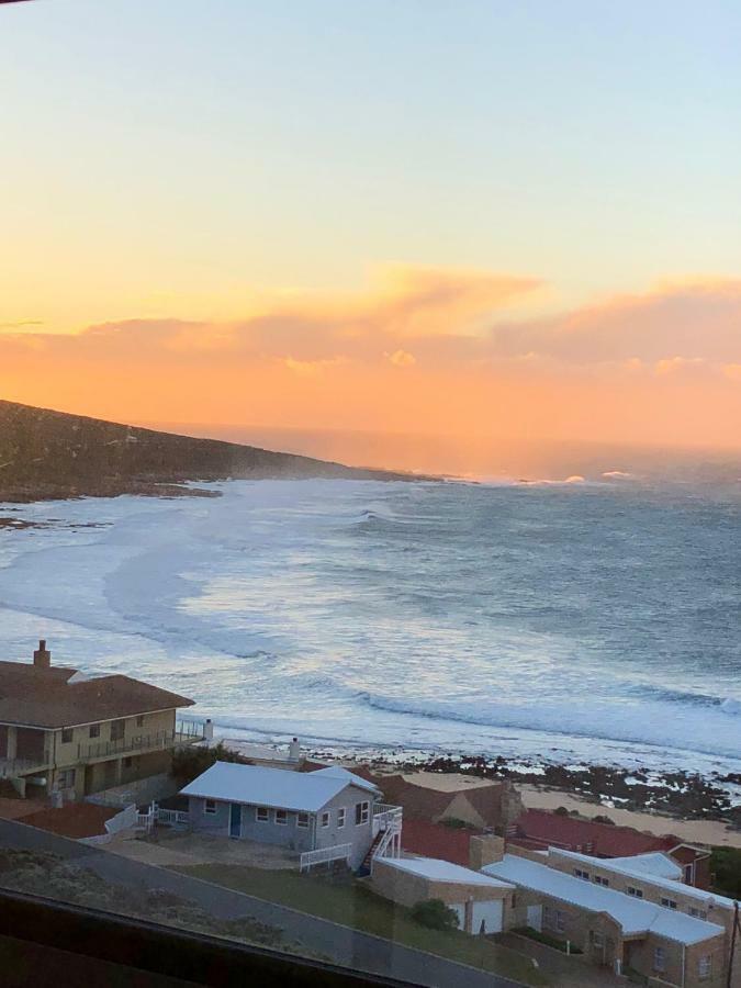 Captain Sunshine Guest House Groot-Jongensfontein エクステリア 写真